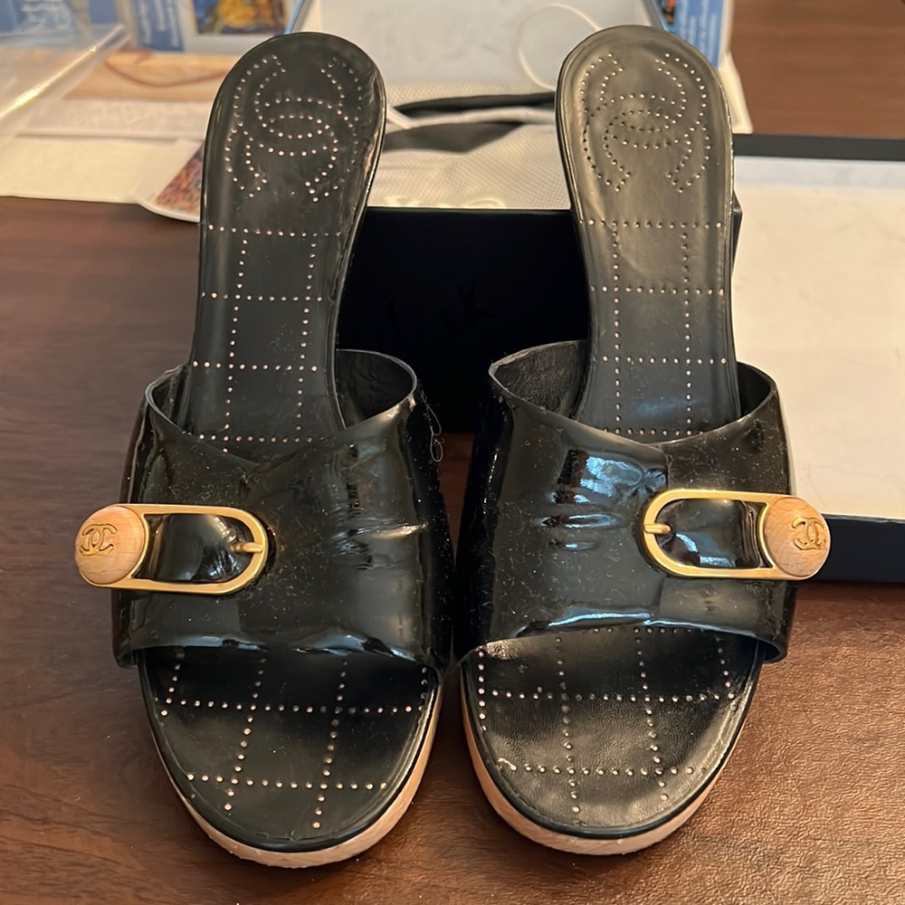Patent leather black miles